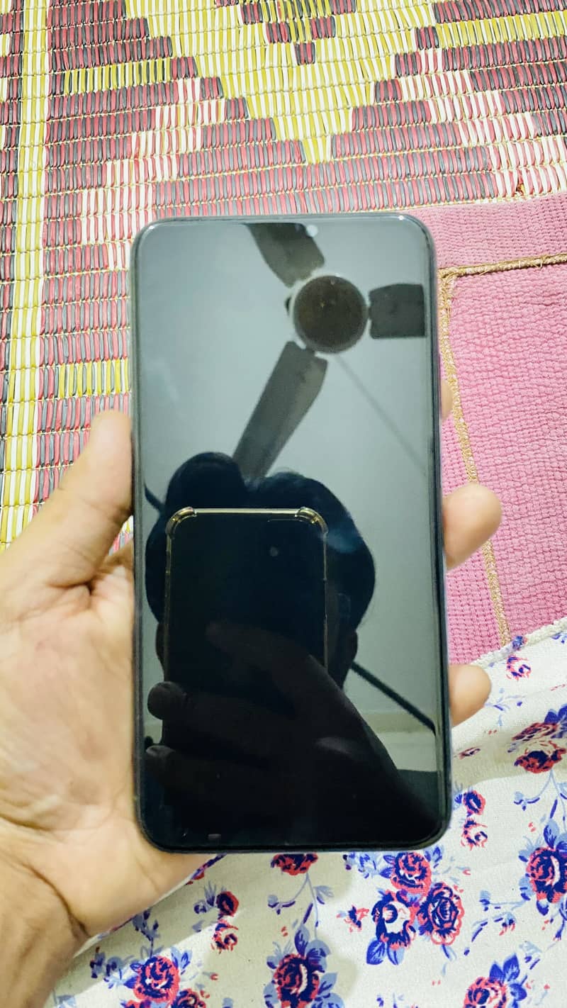 iphone 11 max pro 6