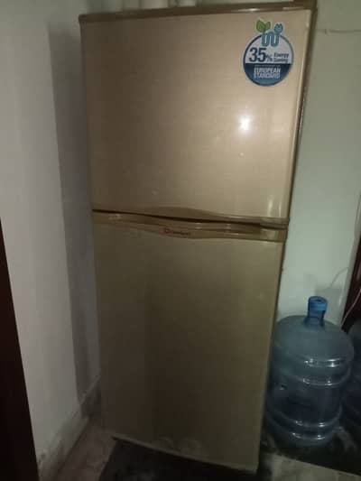 Dawlance medium sized fridge