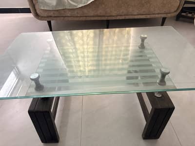 Drawing Room Table – Excellent Condition, Grab It Fast
