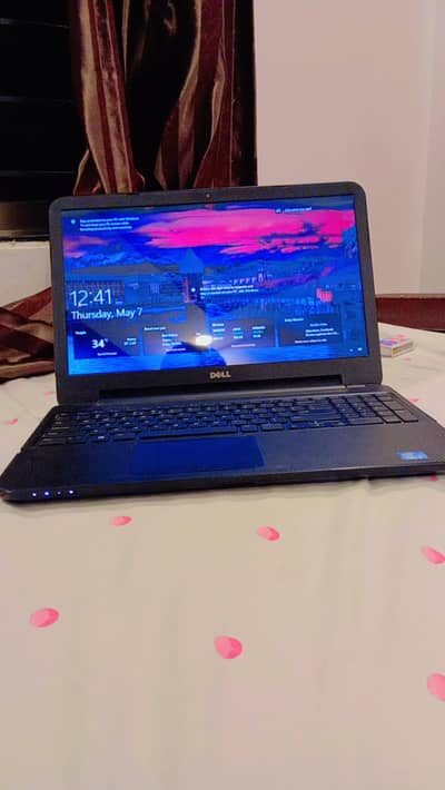 Dell Core i3 Laptop – Good Condition – Smooth Performance
