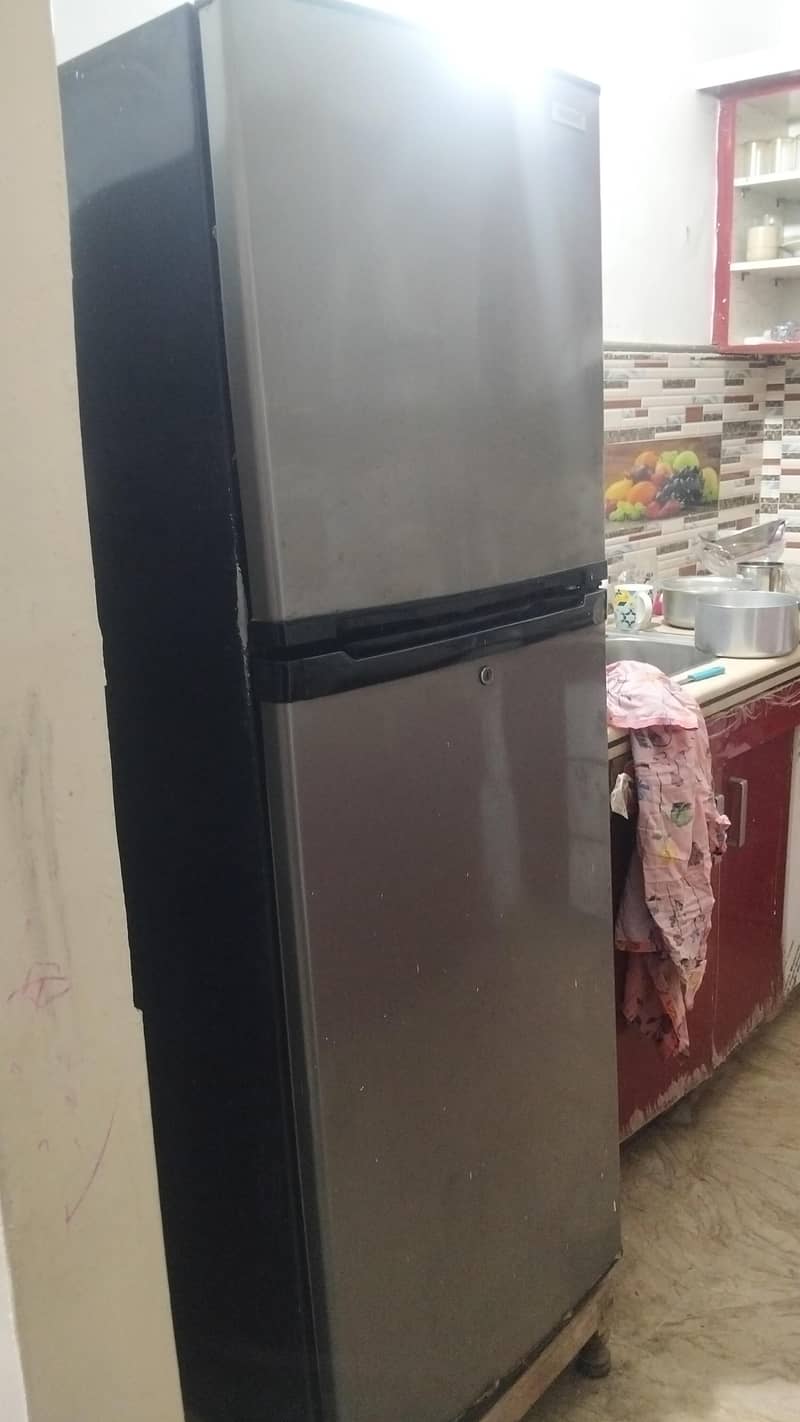 orient fridge. . 2