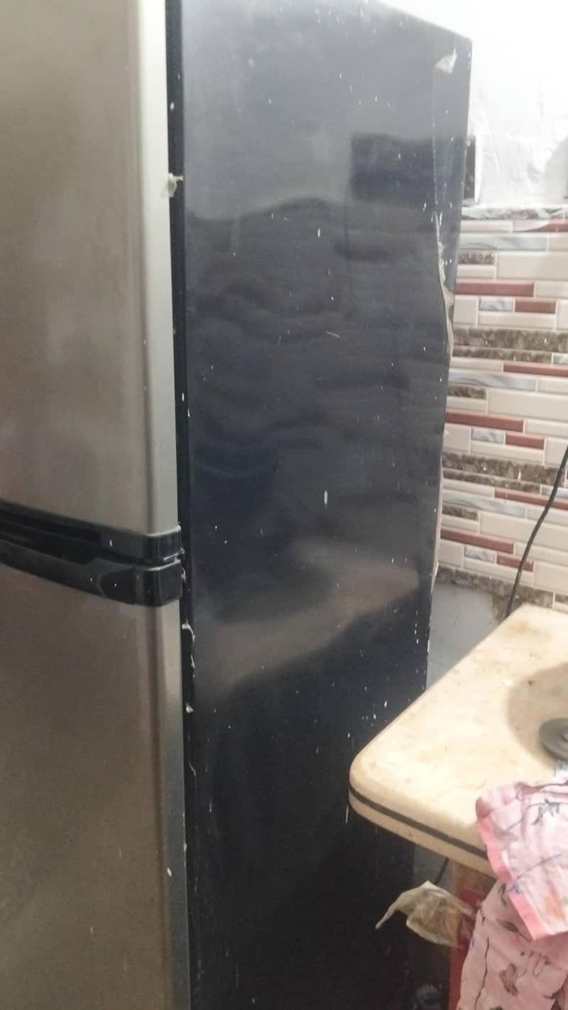 orient fridge. . 4