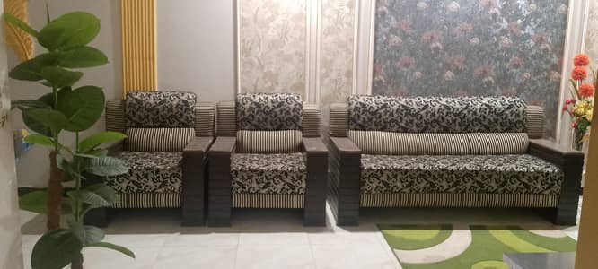 5 seater sofa set in good condition