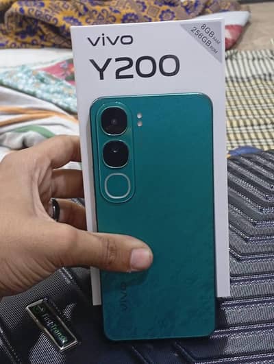 vivo y200