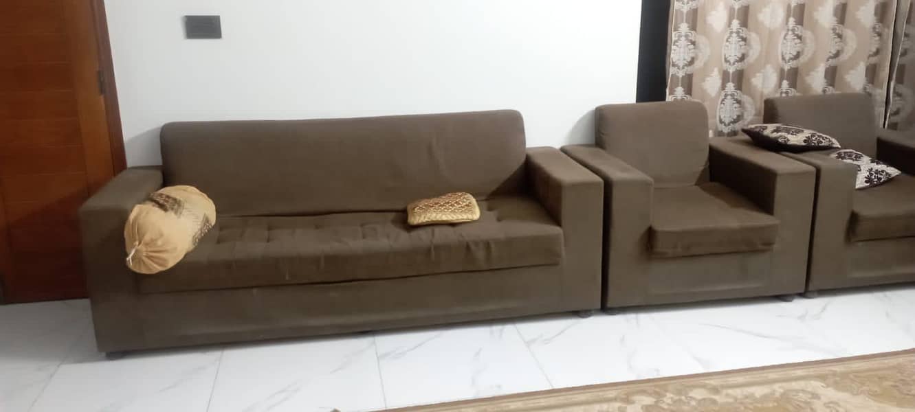 5 Seater Sofa 0