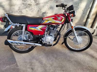 Honda 125 For Sale in good condition. .