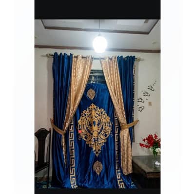vest two curtains