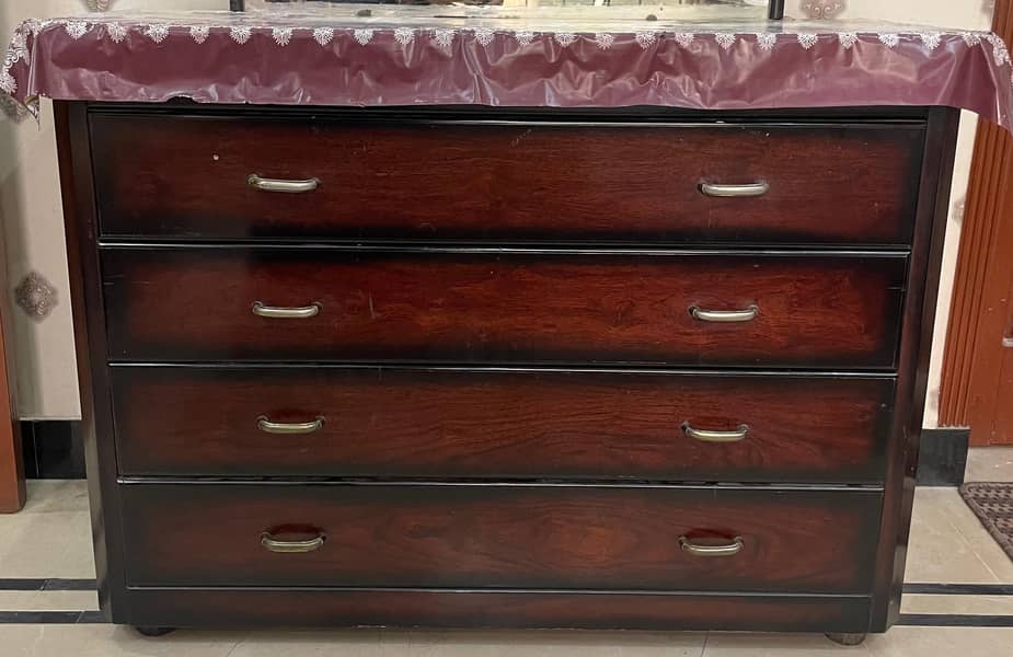 Dressing Table 3