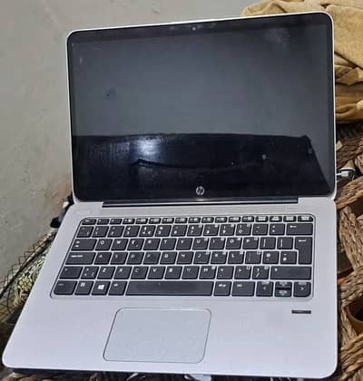 HP EliteBook 1030 G1 |512GB SSD | 16GB RAM |Core i7 | 6th Generation