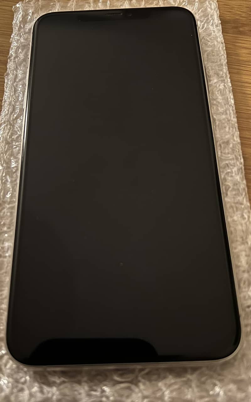 Apple iPhone 11 Pro Max 3