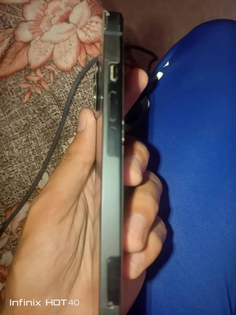 iphone 13 4