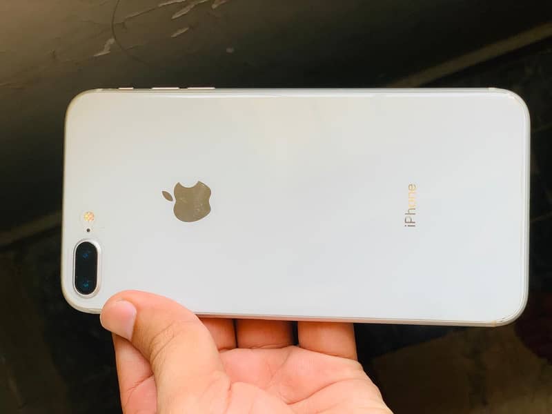 iPhone 8 plus 1