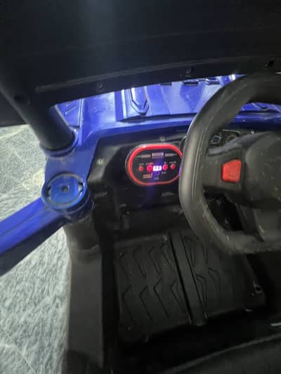 Blue jeep