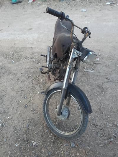 Honda CD70cc 1986 Nawabshah peso me Kami nhi Hogi