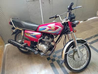 Honda 125 2022 model urgent sale