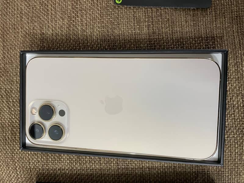 iPhone 13 pro max 2