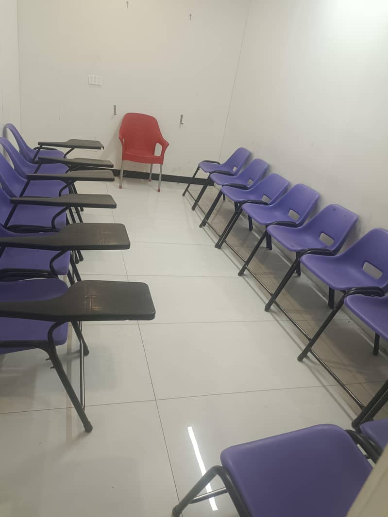 School Chairs 0
