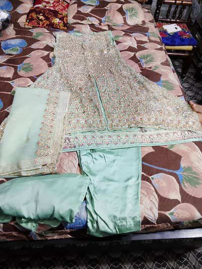 alkaram best condition suit