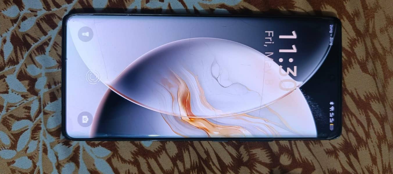 Tecno Camon 30s 4