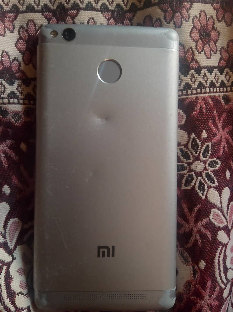 Redmi 3s 0
