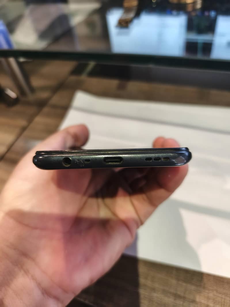 Oppo A52 5