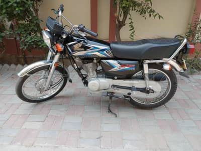 Honda 125 2025 model all ok bike