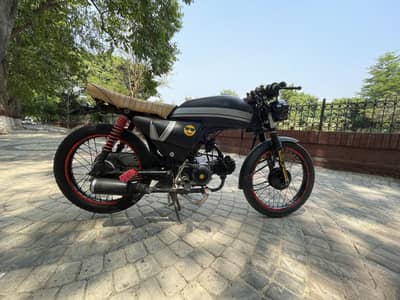 Honda cd 70 2003 model modiefied to caferacer