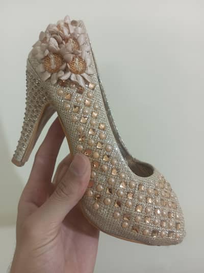 used woman heels for sale