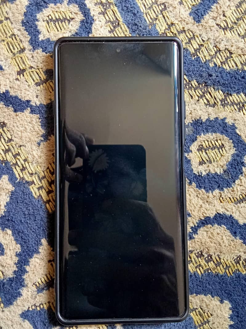 Tecno Camon 40 pro 3
