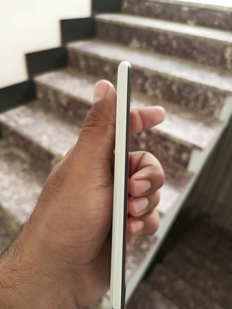 Google Pixel 3 5