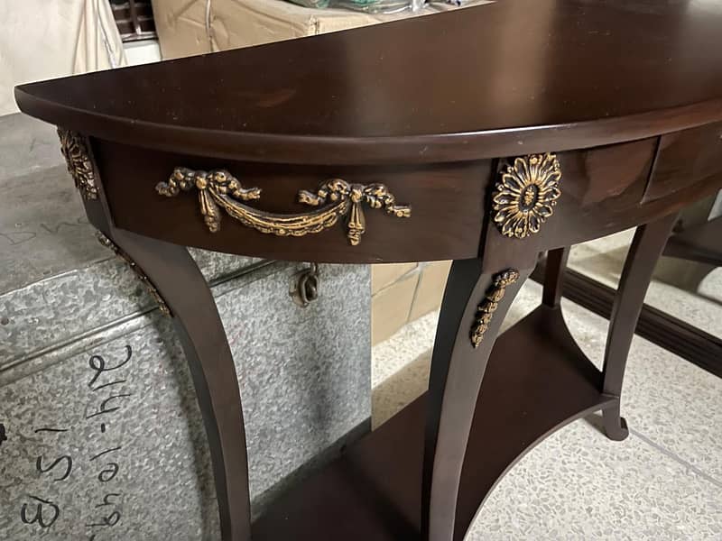 Console with mirror 1