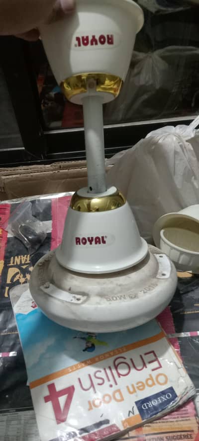 ROYAL FANS