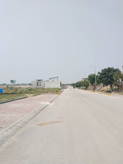 Brand New commercial plaza for sale