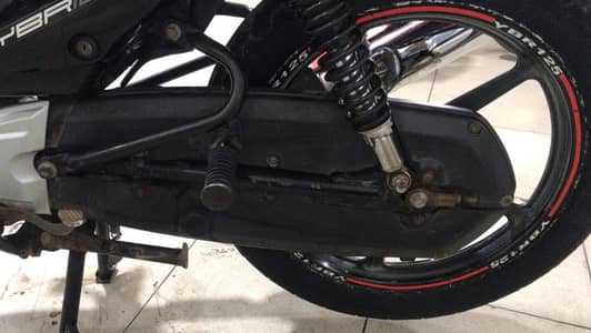 Yammha ybr 125 red colour best demond bike for sale