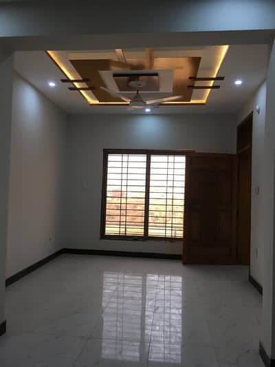 Used House Avible For Sale in i-14 |03488030330 | Ideal Location | Demand 2.35 Crore