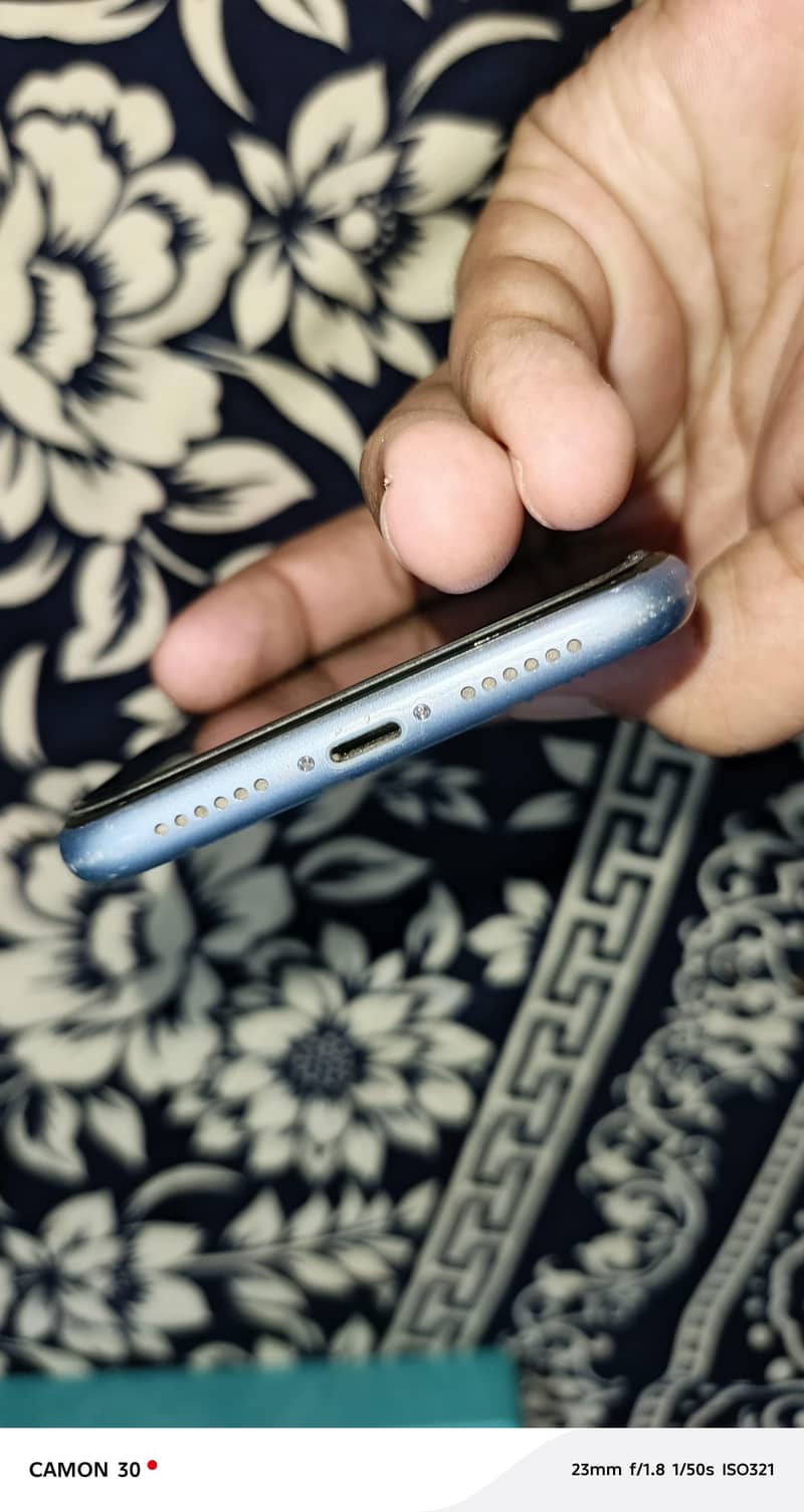 iPhone xr 2