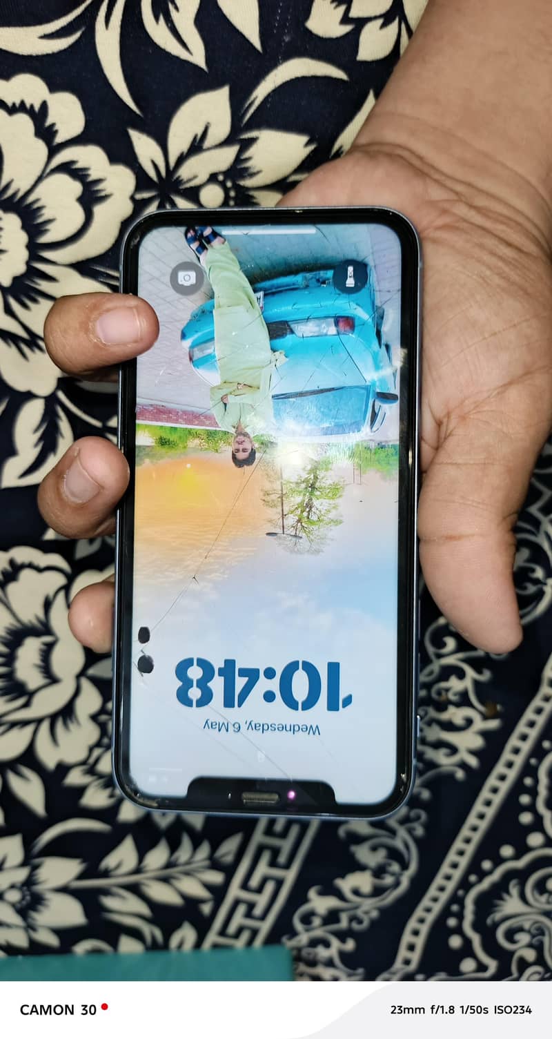 iPhone xr 6