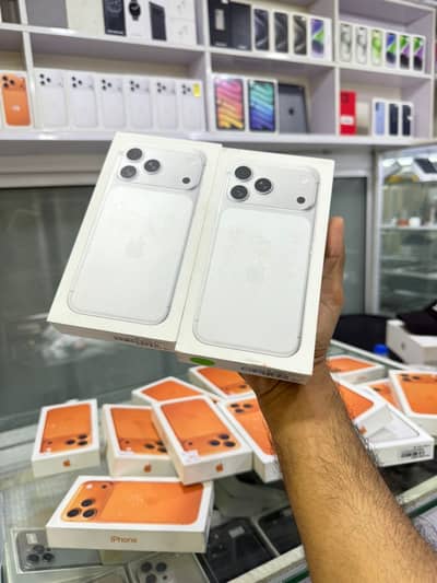 17 PRO MAX 256 GB