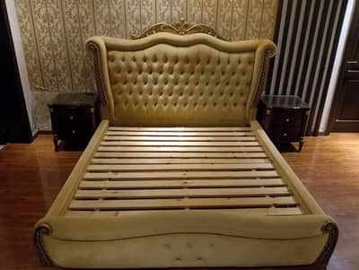 King size bed