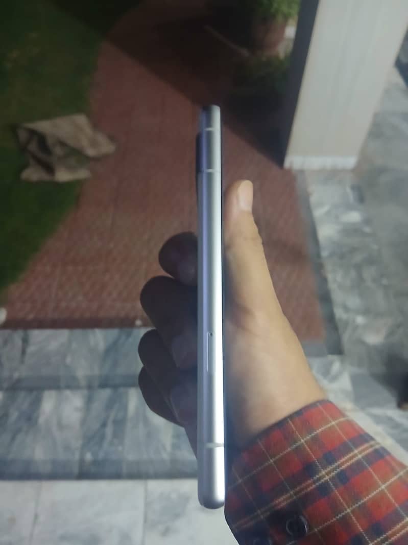Google pixel 7A 5