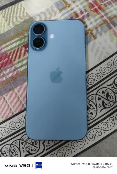 iphone 16 J. V 1 month used 128gb