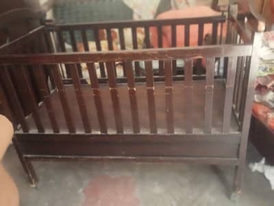 baby cot
