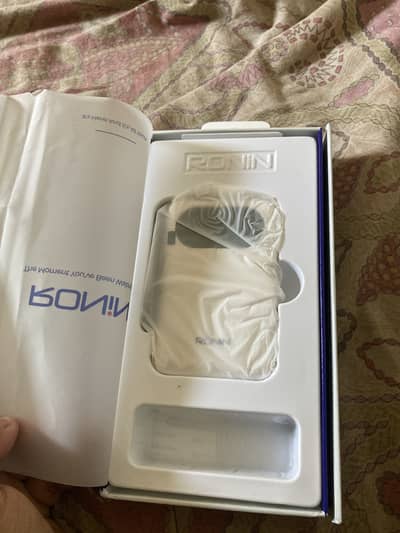 Original ronin box pack no used new box pack