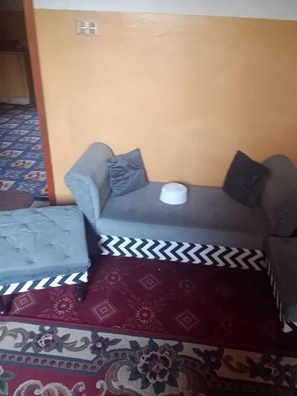 couch with two stool 1