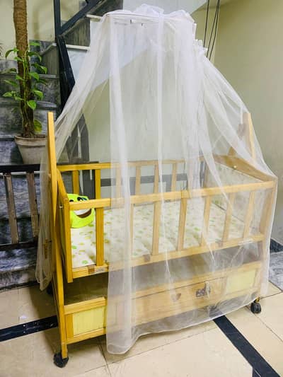 Baby swing For Sale