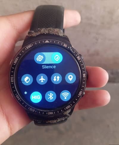 zeblaze 12GB storage with all social media apps worked with camera