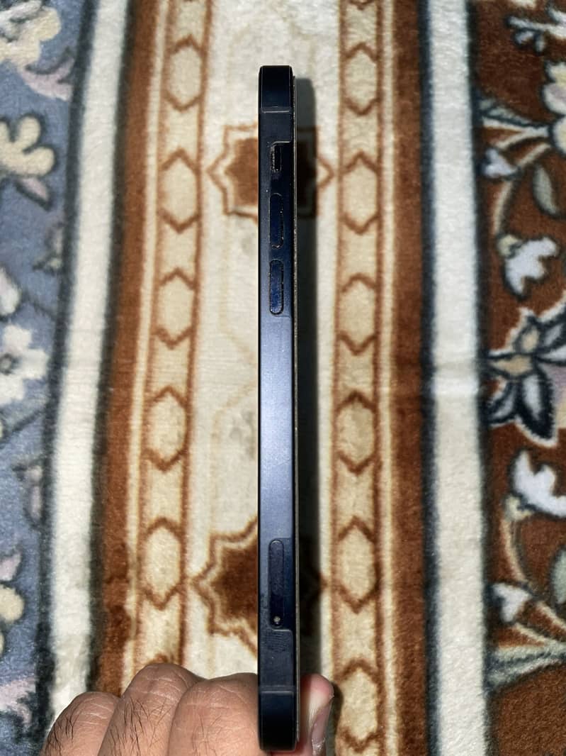IPHONE 12 1