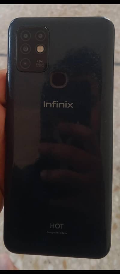 INFINIX HOT 10