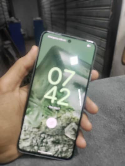 Google pixel 8
