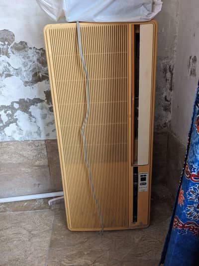 invertor ac 1ten  0.75ton